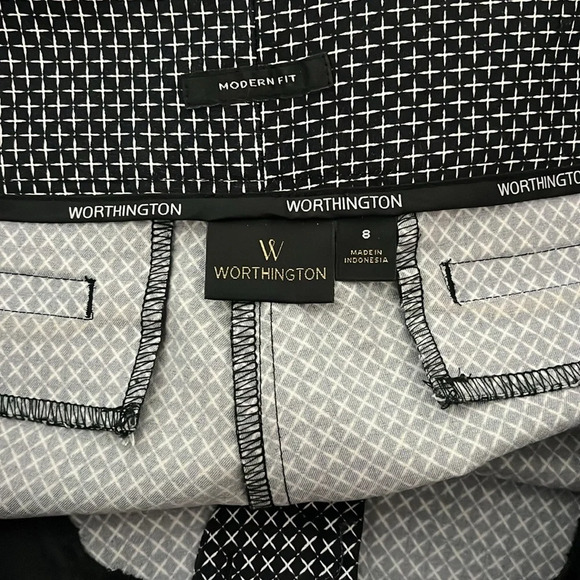 Worthington modern fit short size 8 - Picture 4 of 7